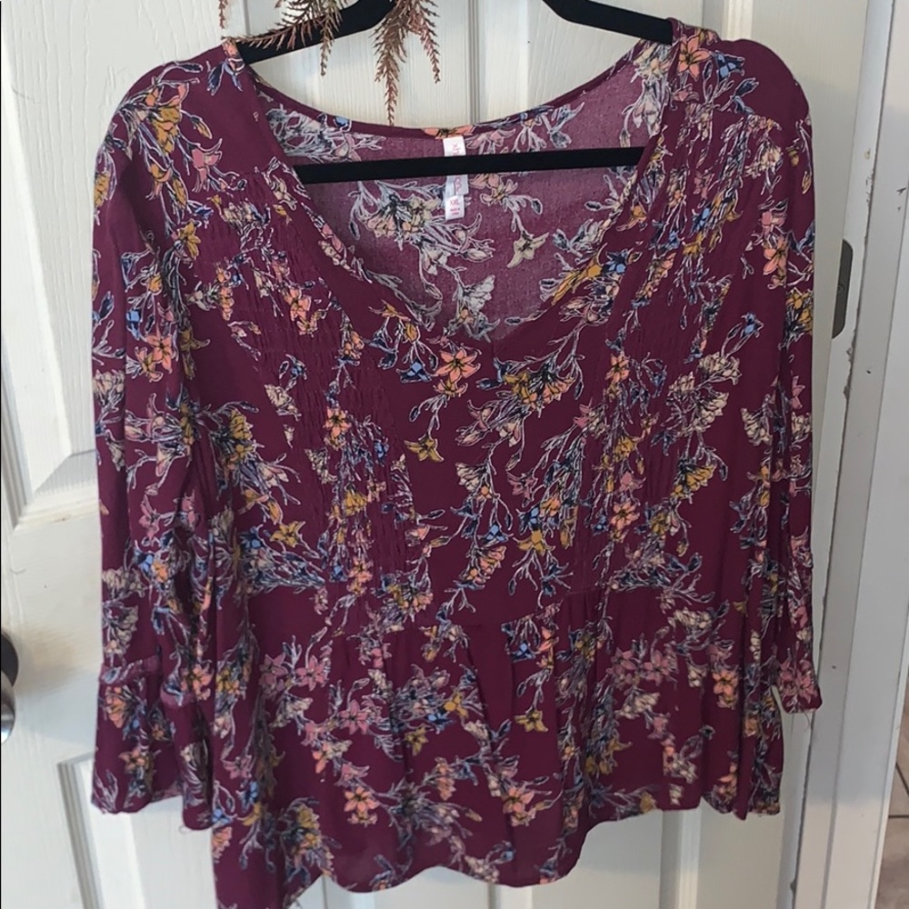 Beautiful flowery shirt